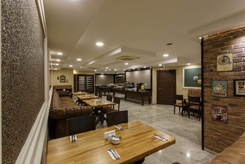Antroyal Hotel อันตัลยา ภายนอก รูปภาพ