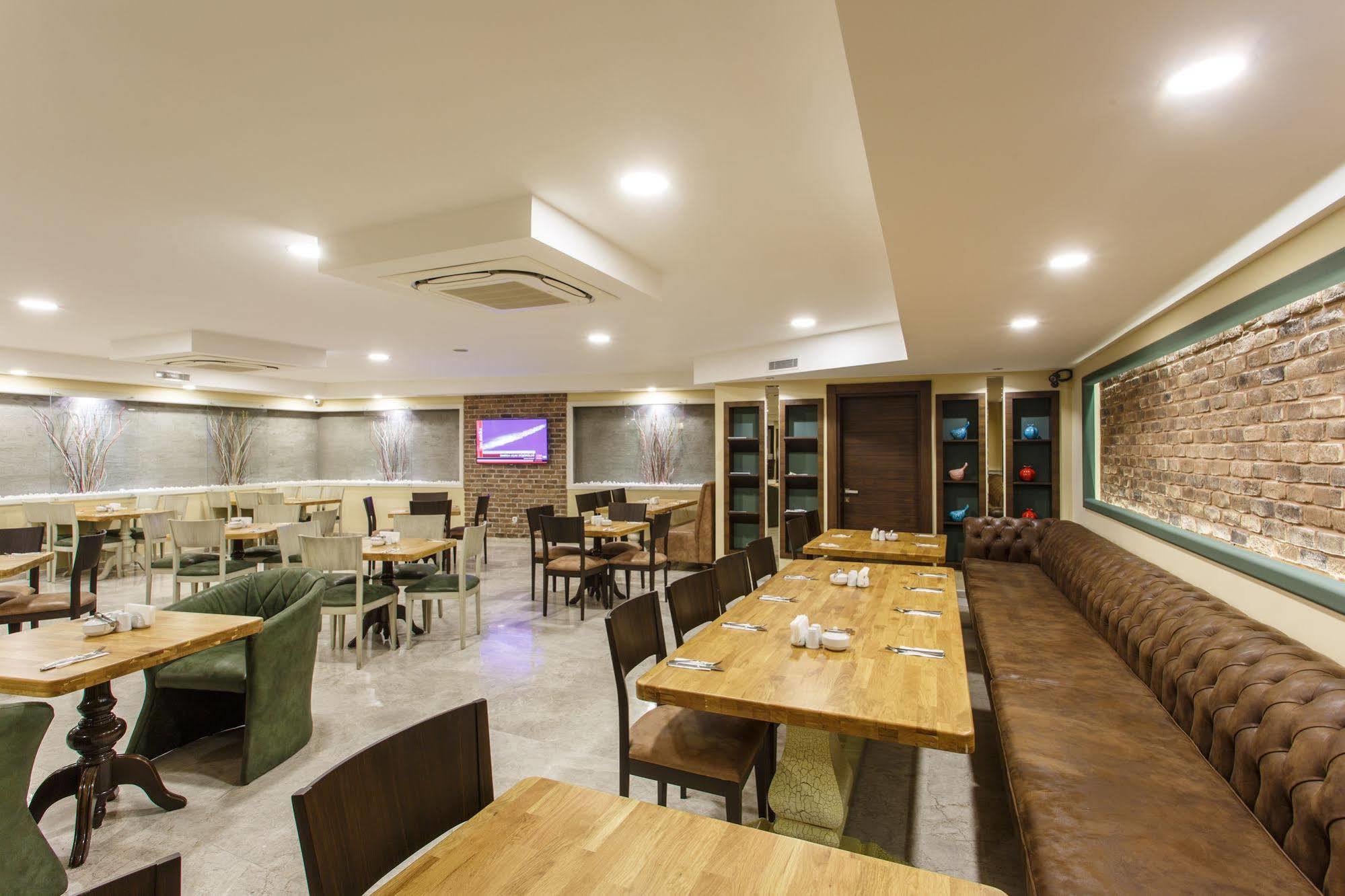 Antroyal Hotel อันตัลยา ภายนอก รูปภาพ