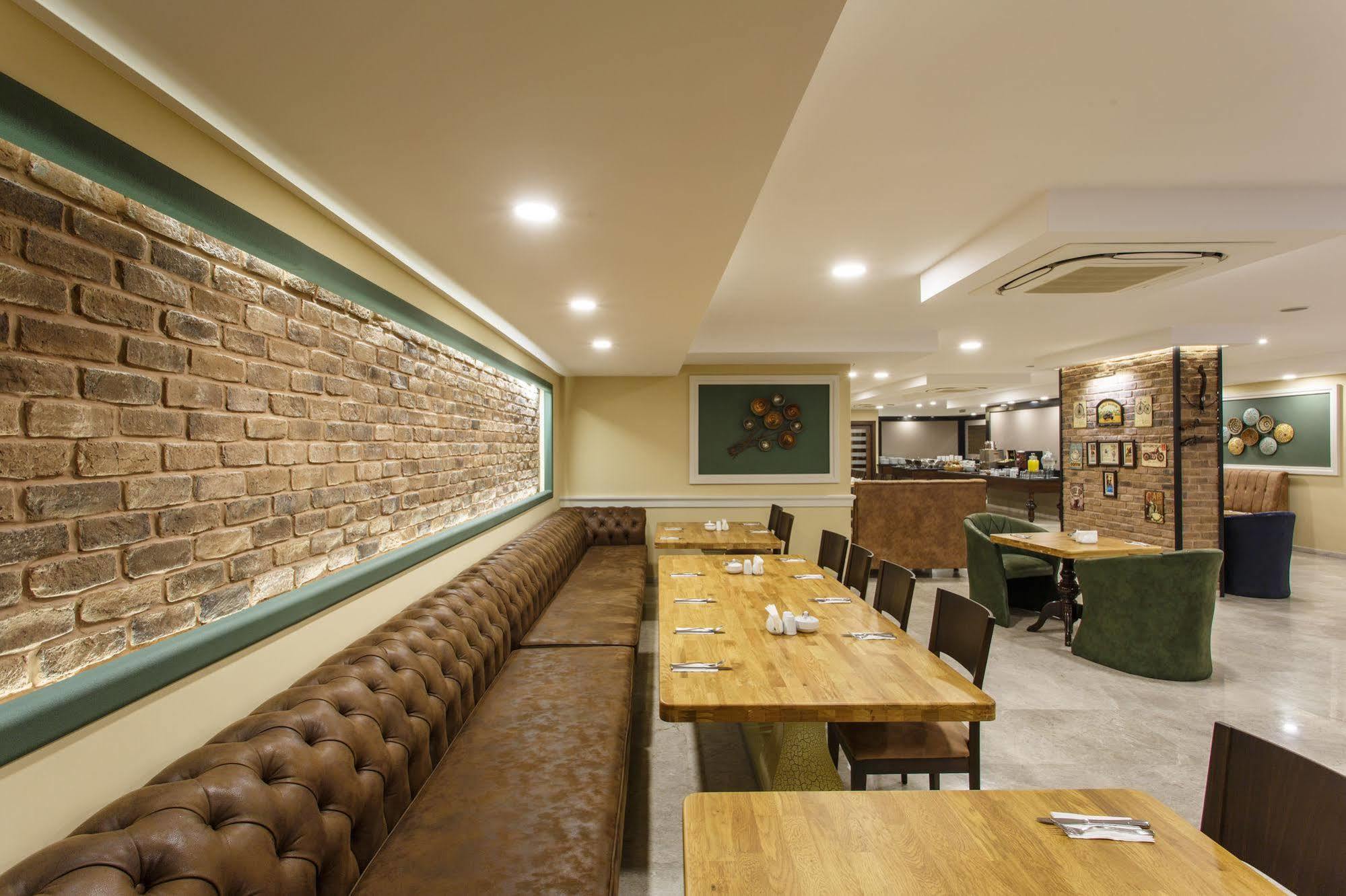 Antroyal Hotel อันตัลยา ภายนอก รูปภาพ