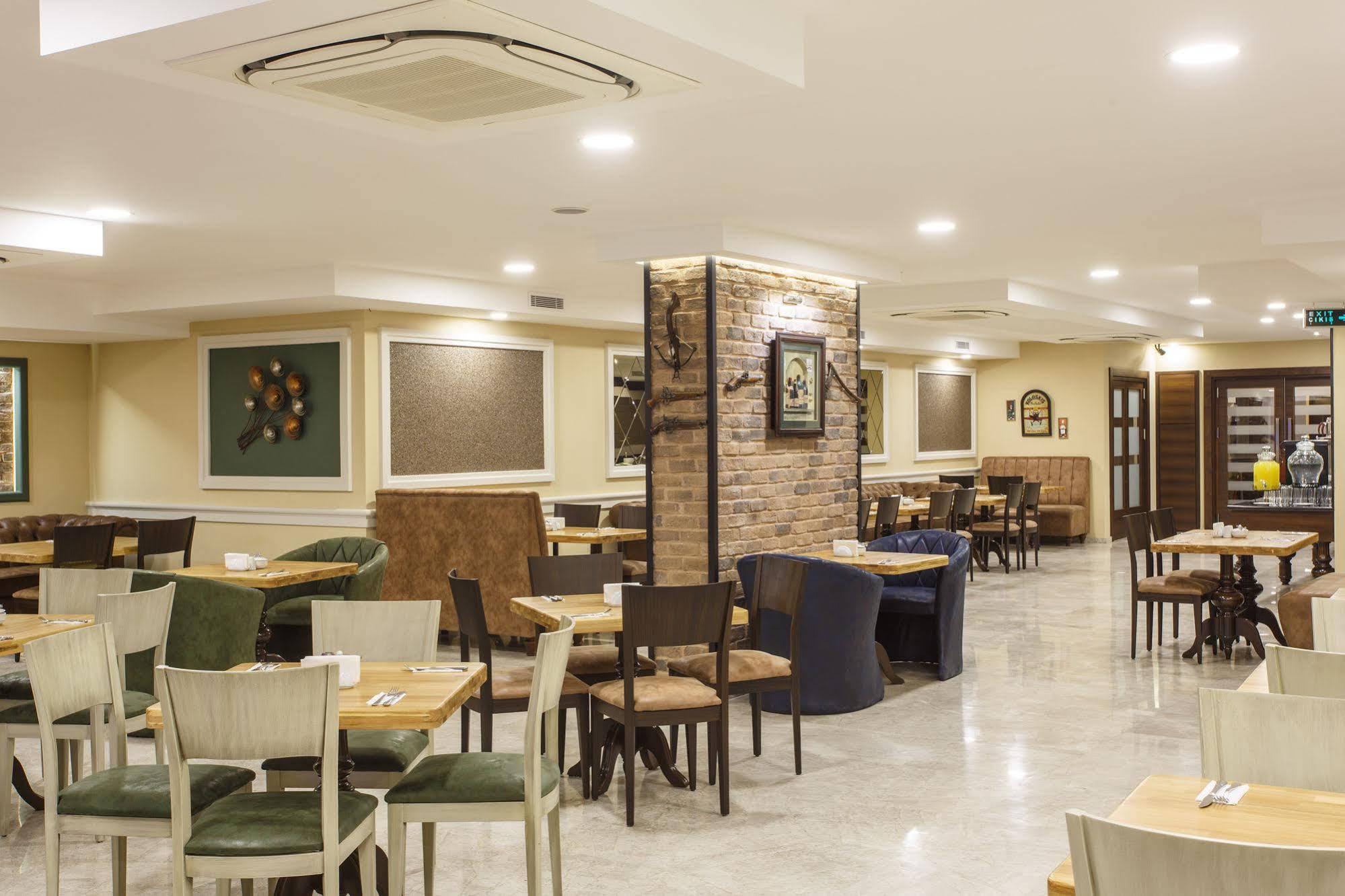 Antroyal Hotel อันตัลยา ภายนอก รูปภาพ