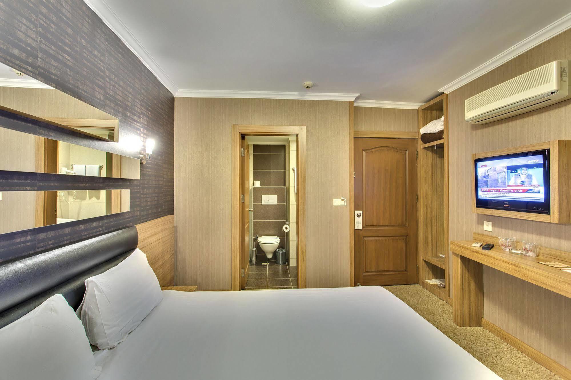 Antroyal Hotel อันตัลยา ภายนอก รูปภาพ