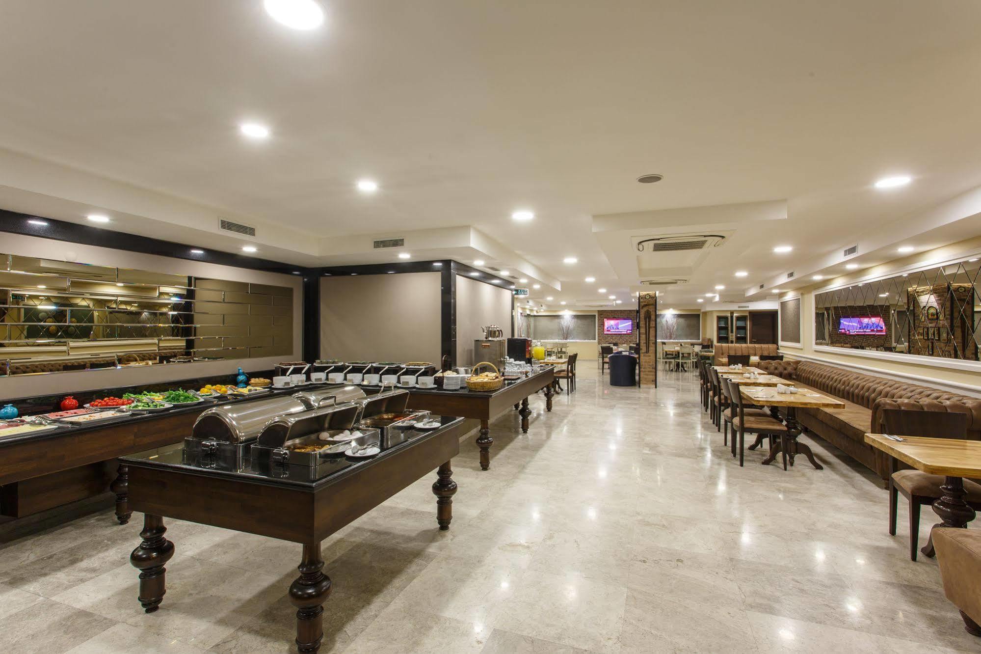 Antroyal Hotel อันตัลยา ภายนอก รูปภาพ