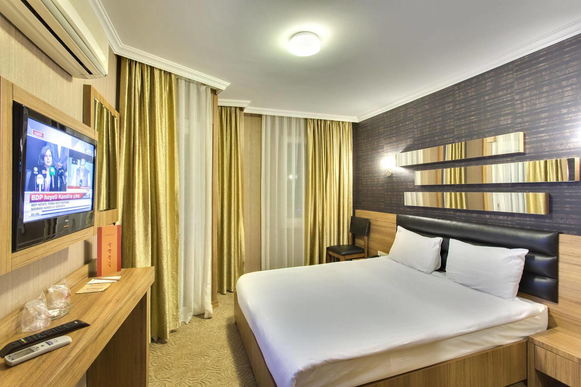 Antroyal Hotel อันตัลยา ภายนอก รูปภาพ